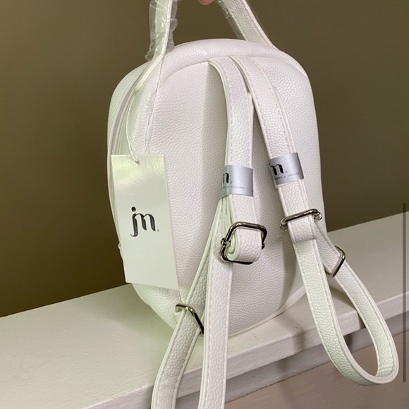 NWT Jessica Moore Exquisite Mini Backpack In White - Picture 4 of 7